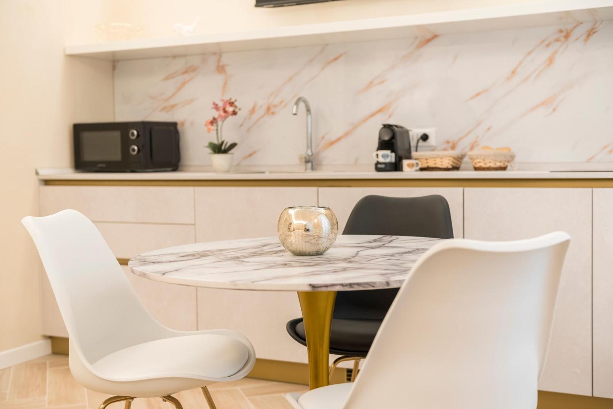 Apartmán Golden Chic - Citta Alta Bergamo Exteriér fotografie