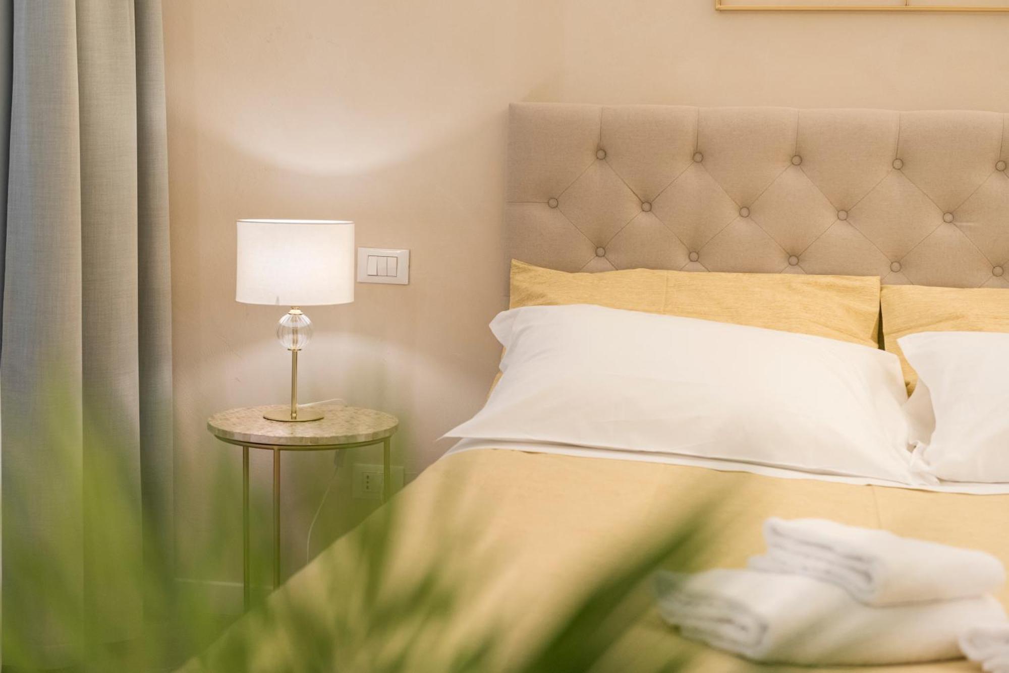 Apartmán Golden Chic - Citta Alta Bergamo Pokoj fotografie