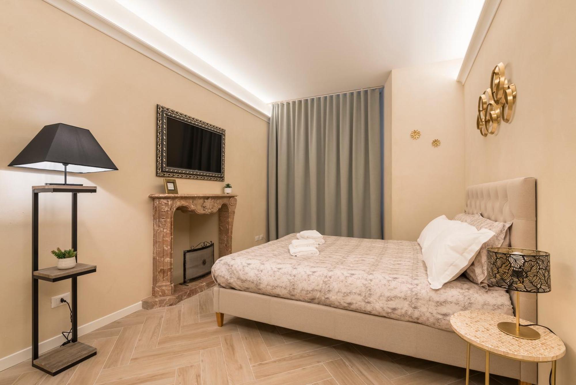 Apartmán Golden Chic - Citta Alta Bergamo Pokoj fotografie